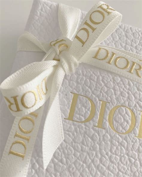 dior geschenkbox|dior gift sets online.